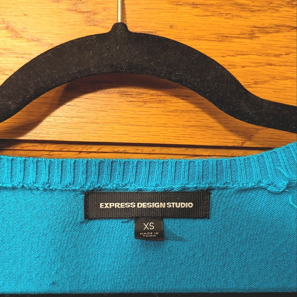 Express Cardigan with sparkle buttons Size XS - Picture 3 of 9